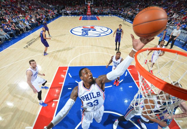 PHILADELPHIA,PA - MARCH 29: Robert Covington #33 of the Philadelphia 76ers grabs the rebound against the Charlotte Hornets at Wells Fargo Center on March 29, 2016 in Philadelphia, Pennsylvania NOTE TO USER: User expressly acknowledges and agrees that, by downloading and/or using this Photograph, user is consenting to the terms and conditions of the Getty Images License Agreement. Mandatory Copyright Notice: Copyright 2016 NBAE (Photo by Jesse D. Garrabrant/NBAE via Getty Images)