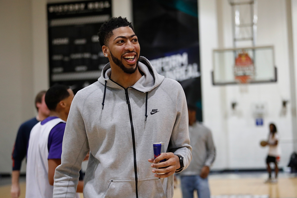 Anthony Davis x Red Bull Hosted a 3-on-3 Tourney During ASW