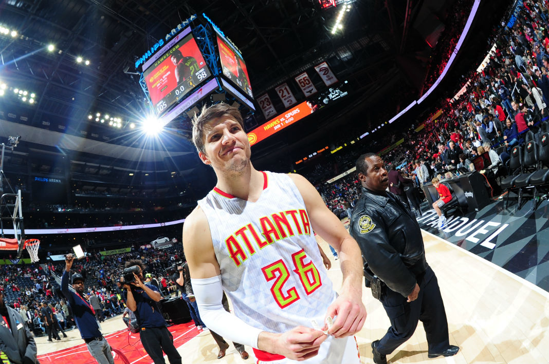 WATCH: The Hawks Tribute Video to Kyle Korver