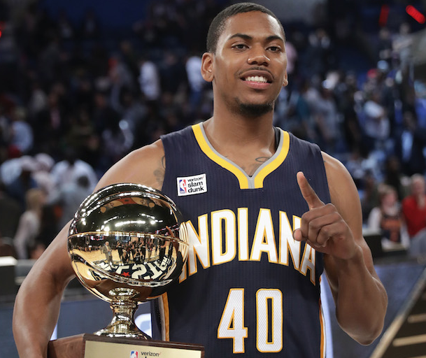 Glenn Robinson III's Dunks Shut Down 6th Avenue Traffic in NYC
