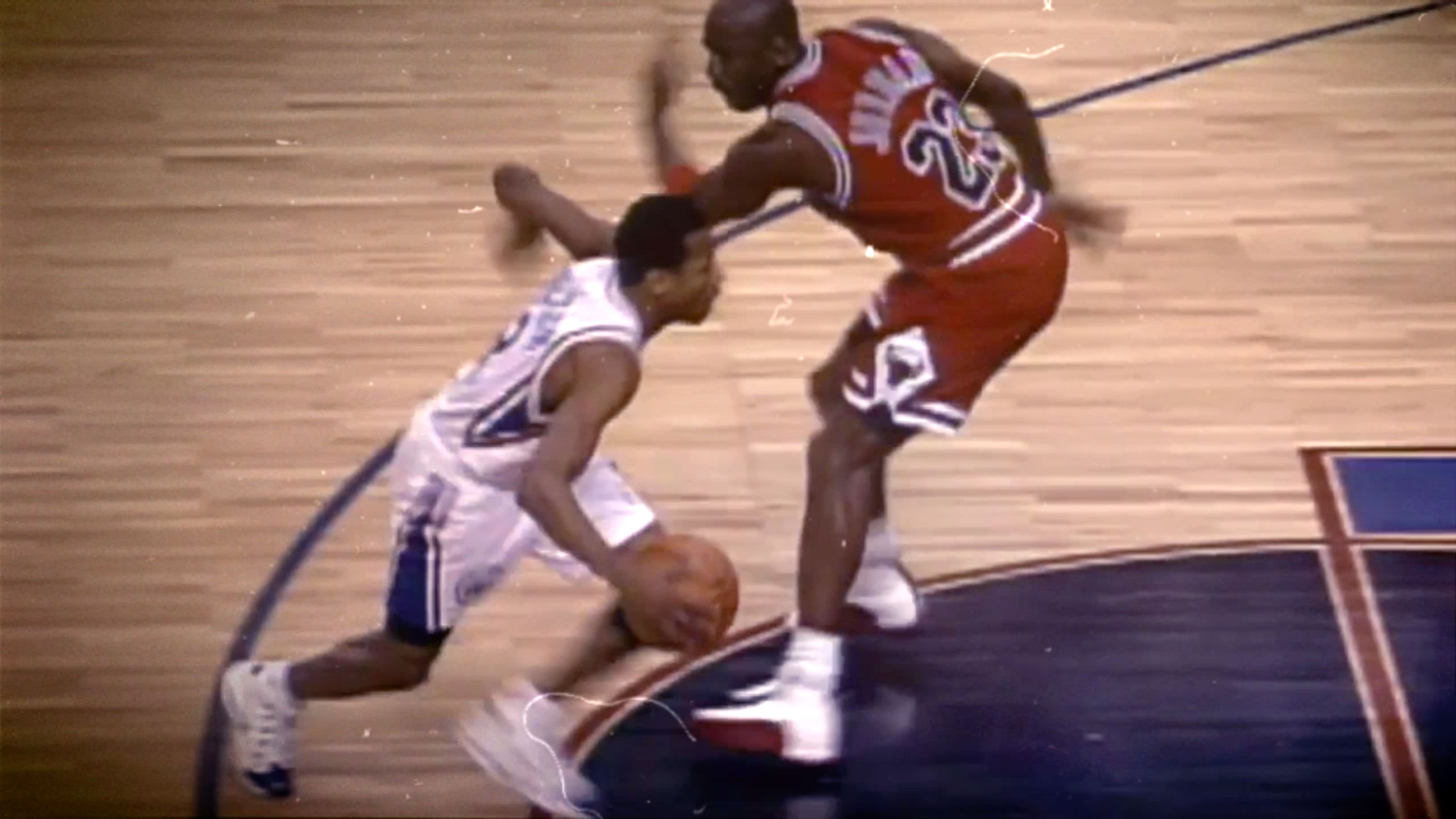 Throwback: Rookie Allen Iverson Crosses Up Michael Jordan, Drops 37 On Bulls2560 x 1440