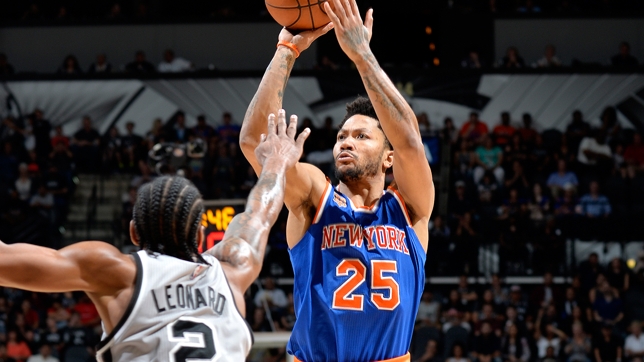 Report: Spurs, Clippers Passed on Derrick Rose