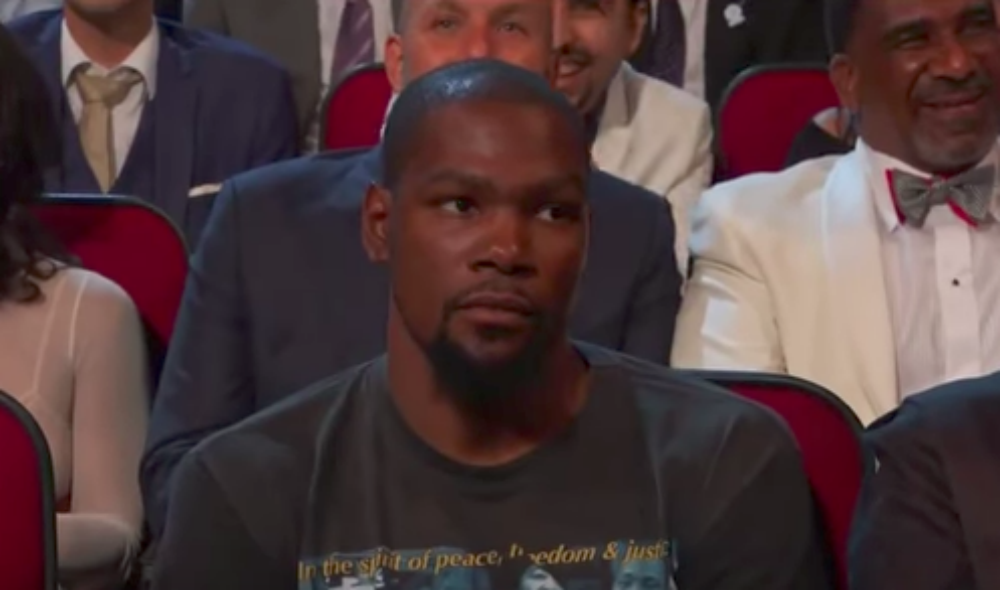 Peyton Manning Roasts Kevin Durant at ESPYs