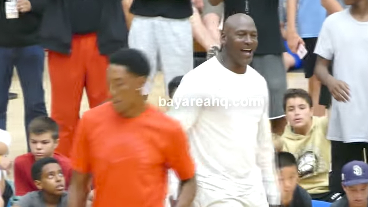 Michael Jordan, Scottie Pippen Reunite on the Court for First Time since 1998