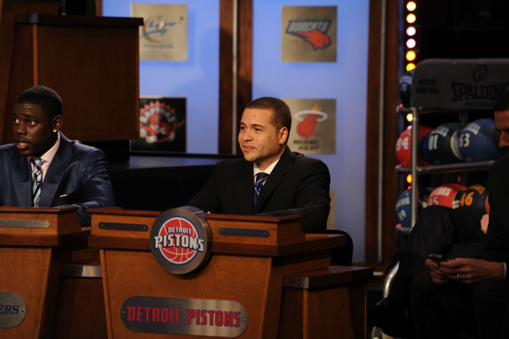 Knicks Hire Kings Executive Scott Perry as General Manager