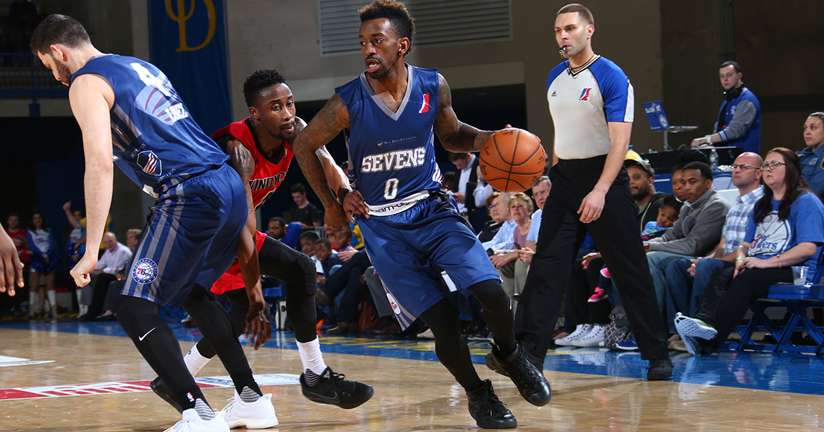 Former Louisville Star Russ Smith Drops 81 Points in a Game in China, Averaging 61.4 PPG