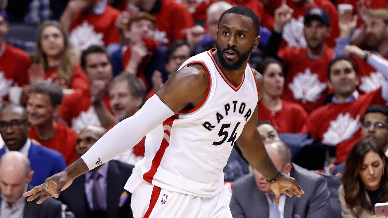 Patrick Patterson Out 4-6 Weeks after Knee Surgery