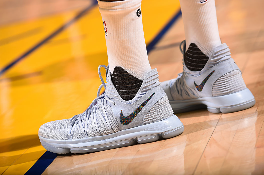 stephen curry shoes tonight kevin durant shoes