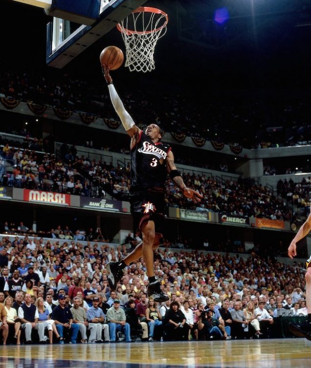 INDIANAPOLIS, IN - 2001: Allen Iverson #3 of the Philadelphia 76ers attempts a layup against the Indiana Pacers played at Market Square Arena in Indianapolis, Indiana. NOTE TO USER: User expressly acknowledges that, by downloading and or using this photograph, User is consenting to the terms and conditions of the Getty Images License agreement. Mandatory Copyright Notice: Copyright 2001 NBAE (Photo by Ron Hoskins/NBAE via Getty Images)